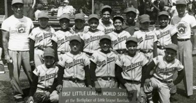 Los Pequeños Gigantes de Monterrey: La Hazaña del Juego Perfecto que Conquistó al Mundo Pequeños-Compeones-Williamsport-1957